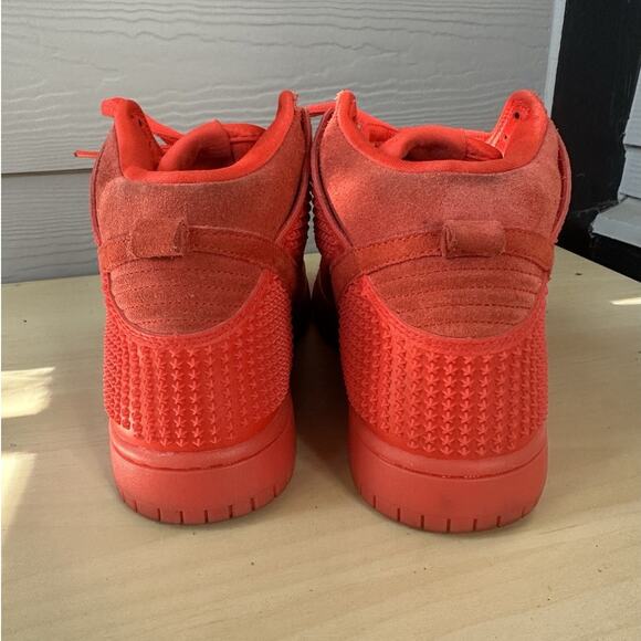 Size 8.5 705433-601 - Nike Dunk CMFT Premium High Red October - Picture 7 of 9